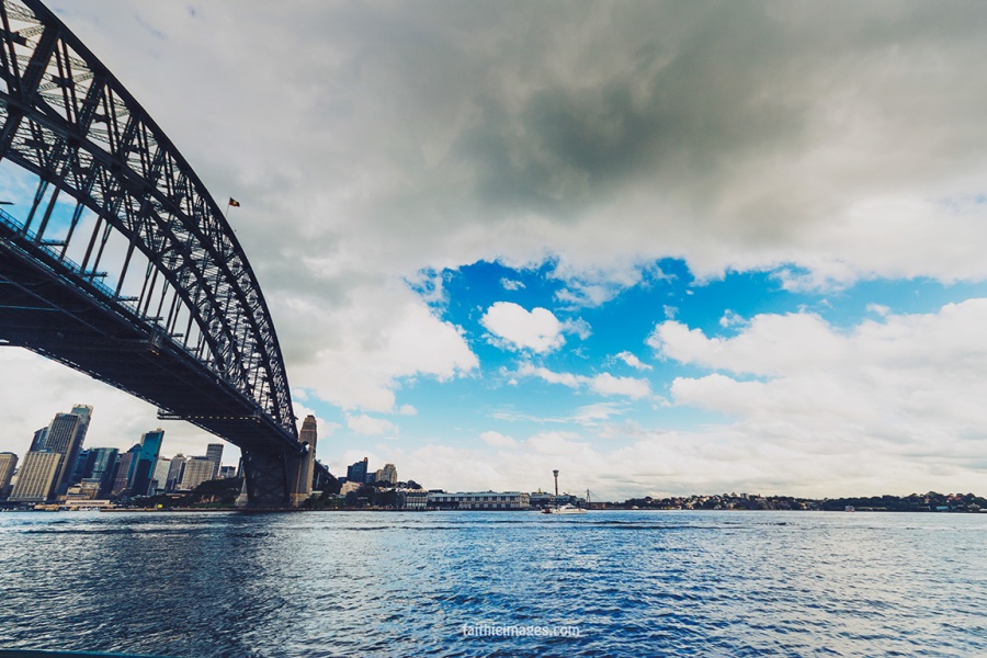 Sydney Harbour ferry ride by Faithieimages 10